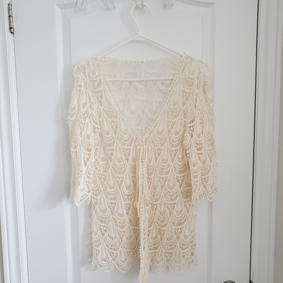 BNWOT Crochet Knit Open Kimono with Tie - Picture 2 of 8